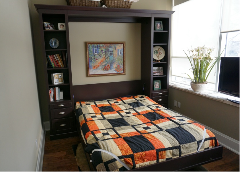 white murphy bed