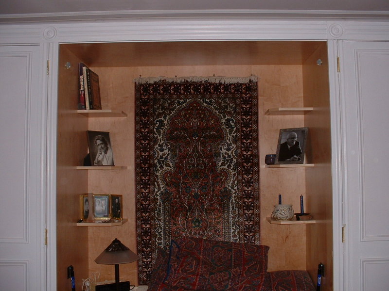 inside murphy bed