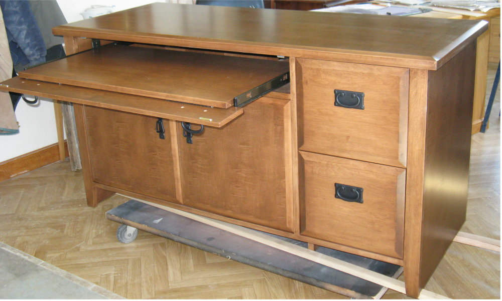 Maple desk